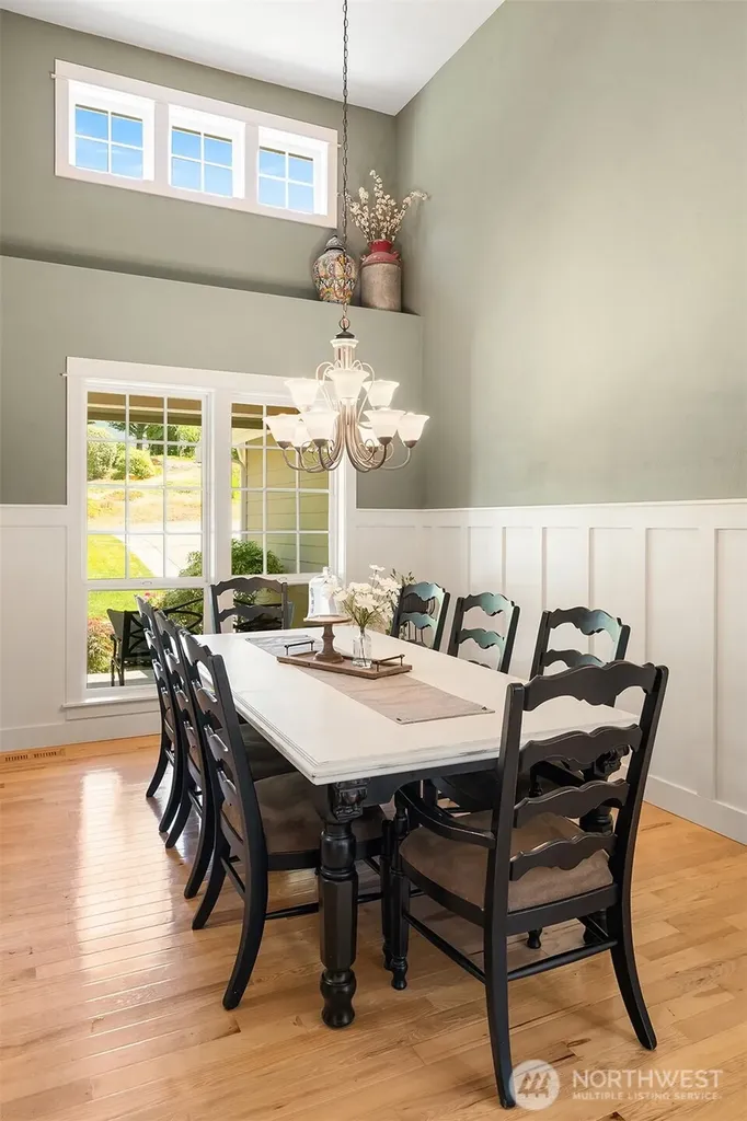 2312 NE Solar View Court Poulsbo WA 98370