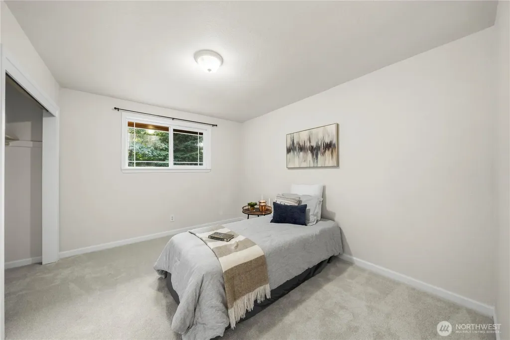 3105 13th Street SW Puyallup WA 98373