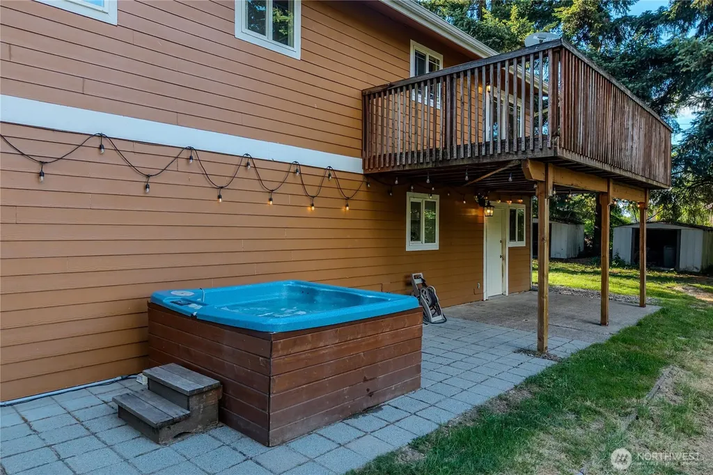 3105 13th Street SW Puyallup WA 98373