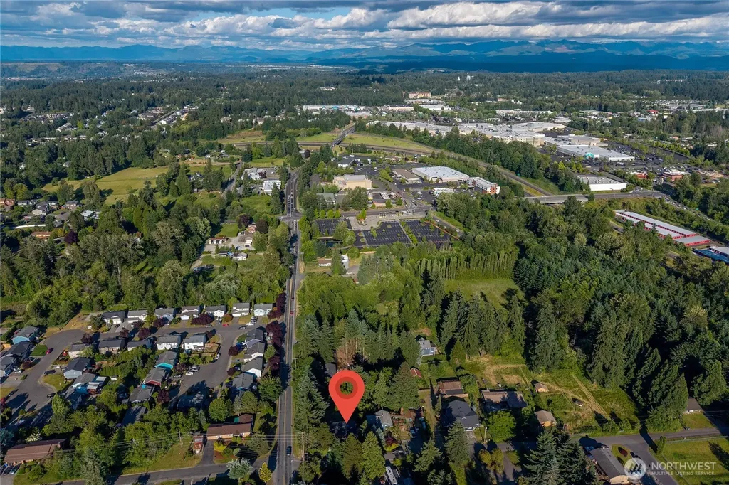 3105 13th Street SW Puyallup WA 98373