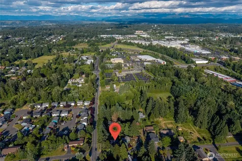 3105 13th Street SW Puyallup WA 98373
