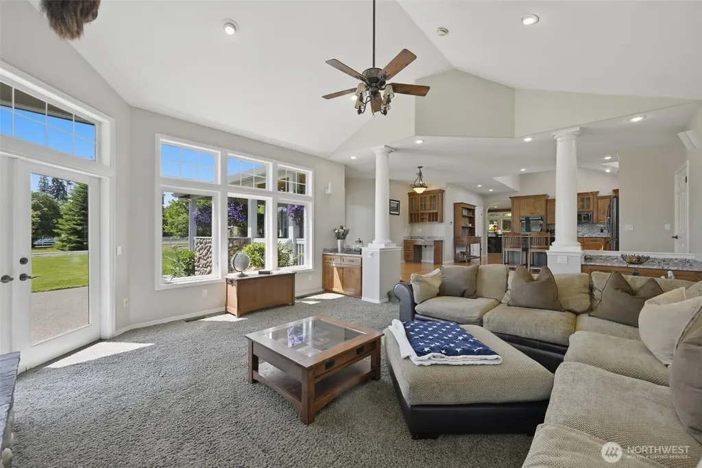 3601 214th Avenue E Lake Tapps WA 98391