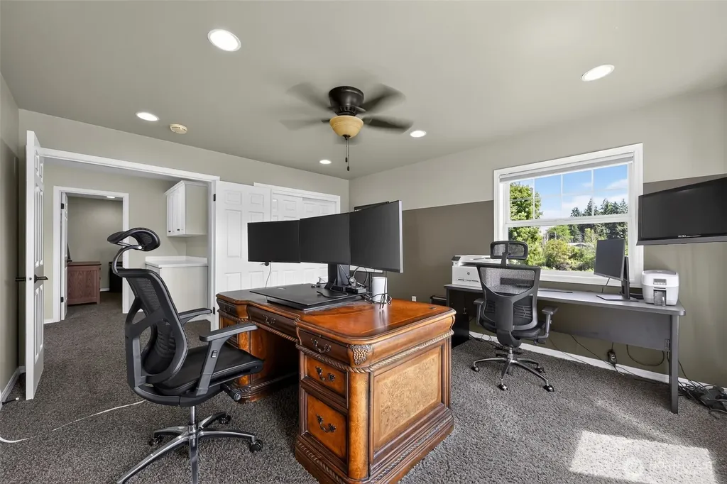3601 214th Avenue E Lake Tapps WA 98391