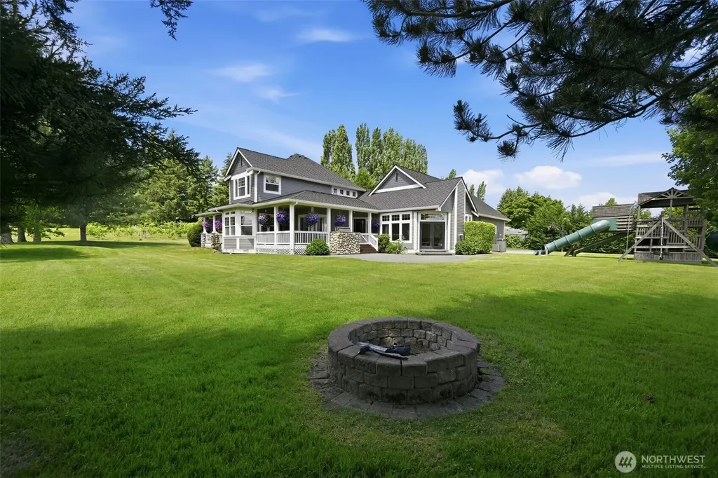 3601 214th Avenue E Lake Tapps WA 98391