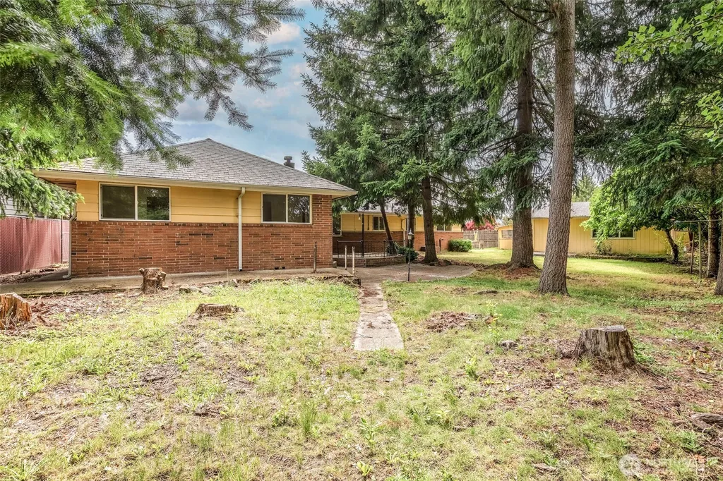 11300 SE 214th Street Kent WA 98031