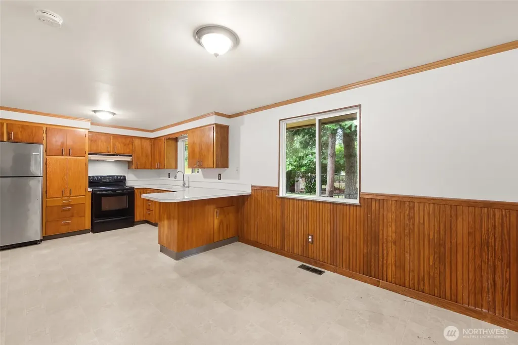 11300 SE 214th Street Kent WA 98031