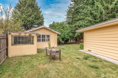 11300 SE 214th Street Kent WA 98031
