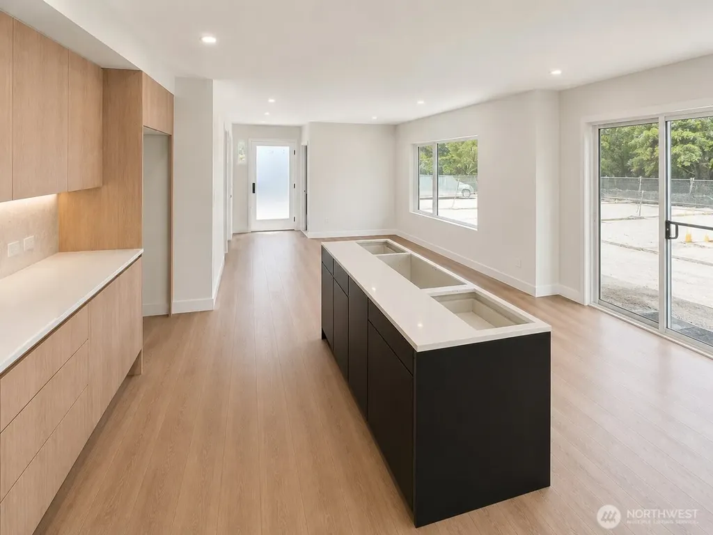4909 SW Canada Drive Seattle WA 98136