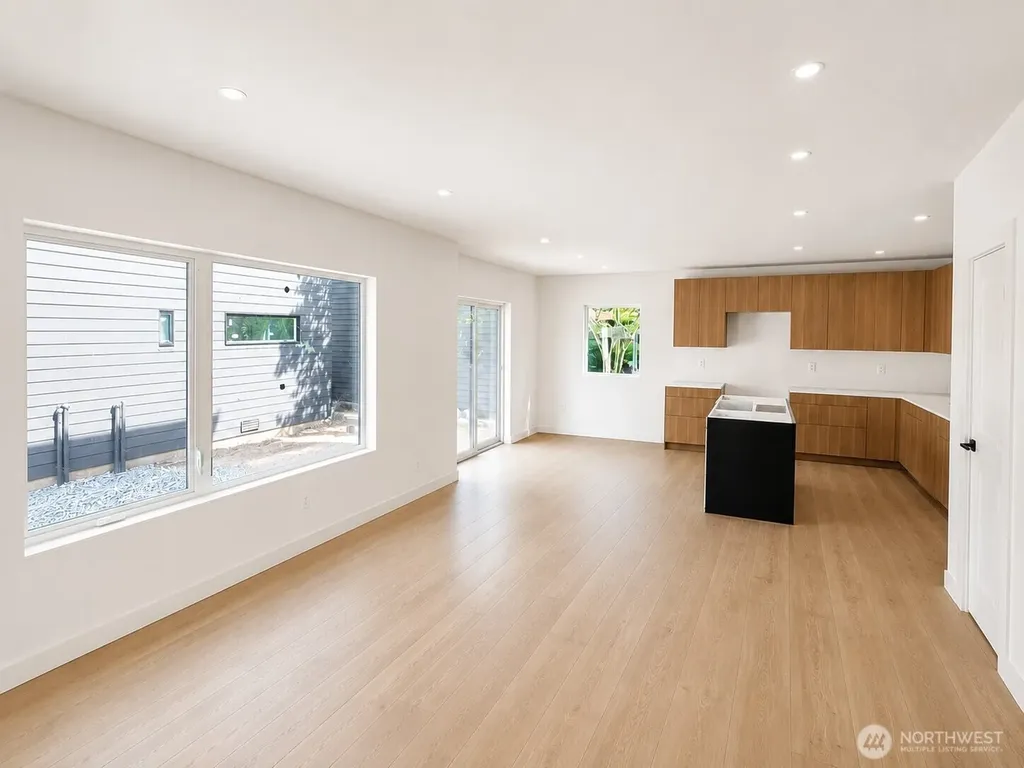 4909 SW Canada Drive Seattle WA 98136
