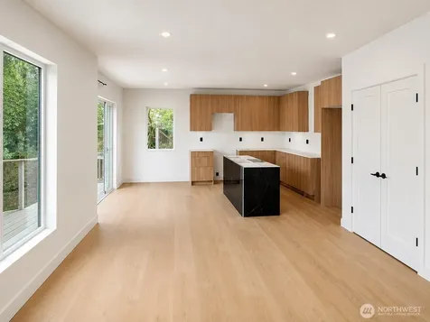 4909 SW Canada Drive Seattle WA 98136
