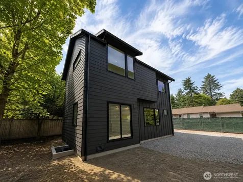 4909 SW Canada Drive Seattle WA 98136
