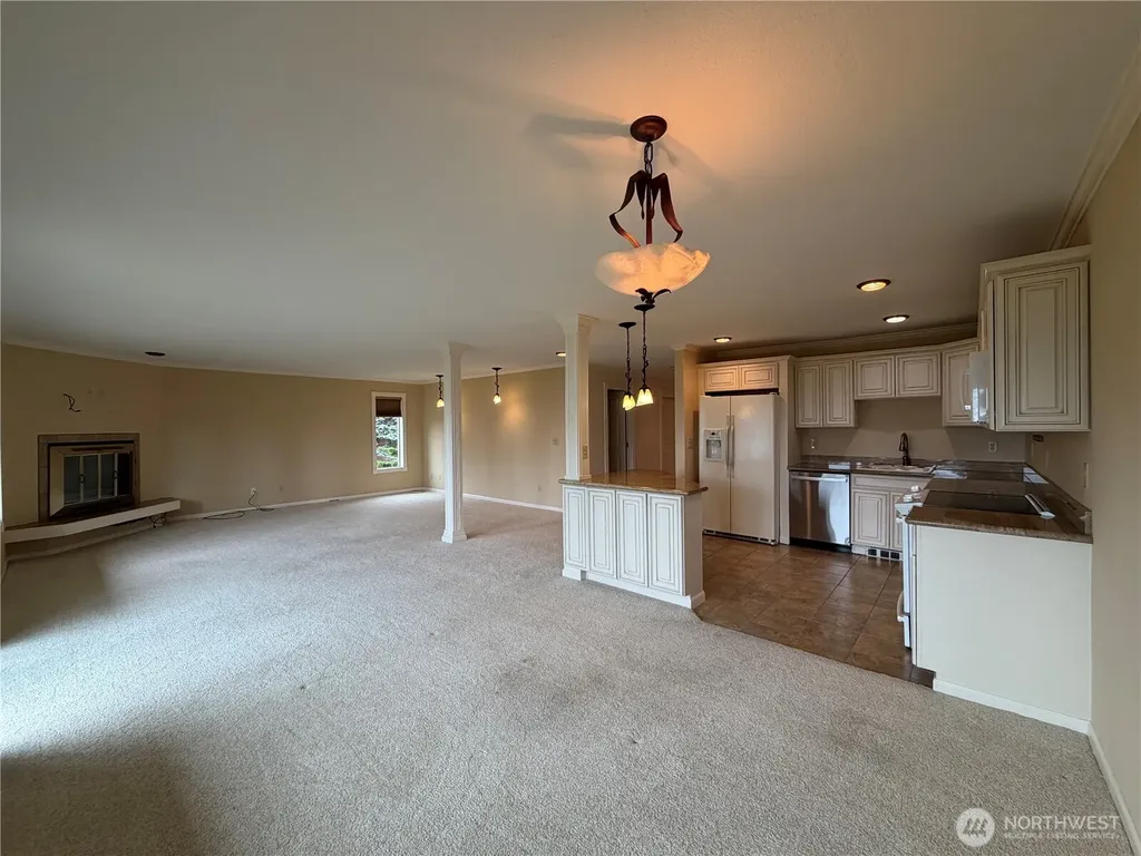 8112 53rd Avenue W Mukilteo WA 98275