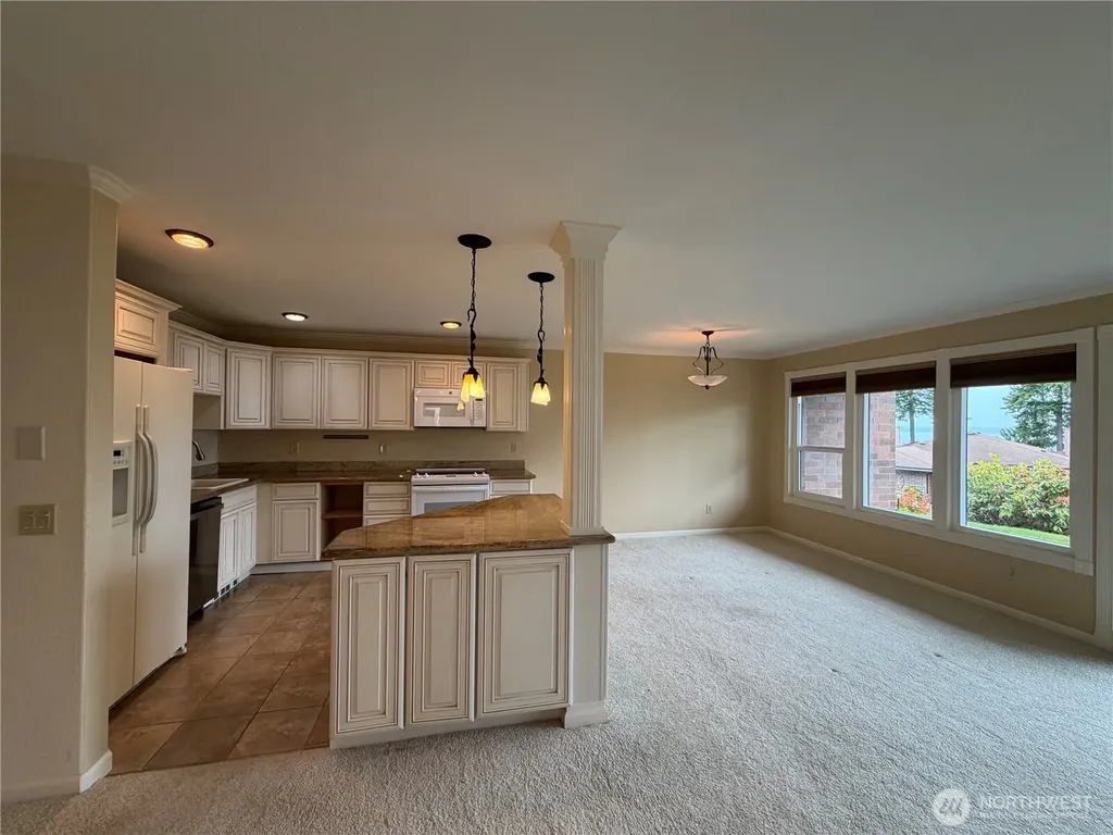 8112 53rd Avenue W Mukilteo WA 98275