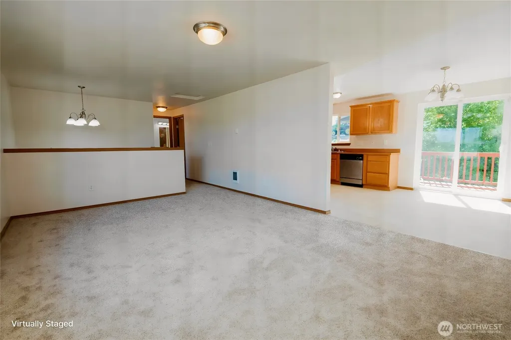 1031 E 43rd Street Court Tacoma WA 98404