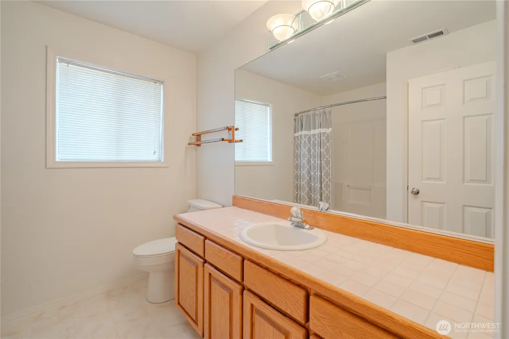 12714 SE Angus Vancouver WA 98683