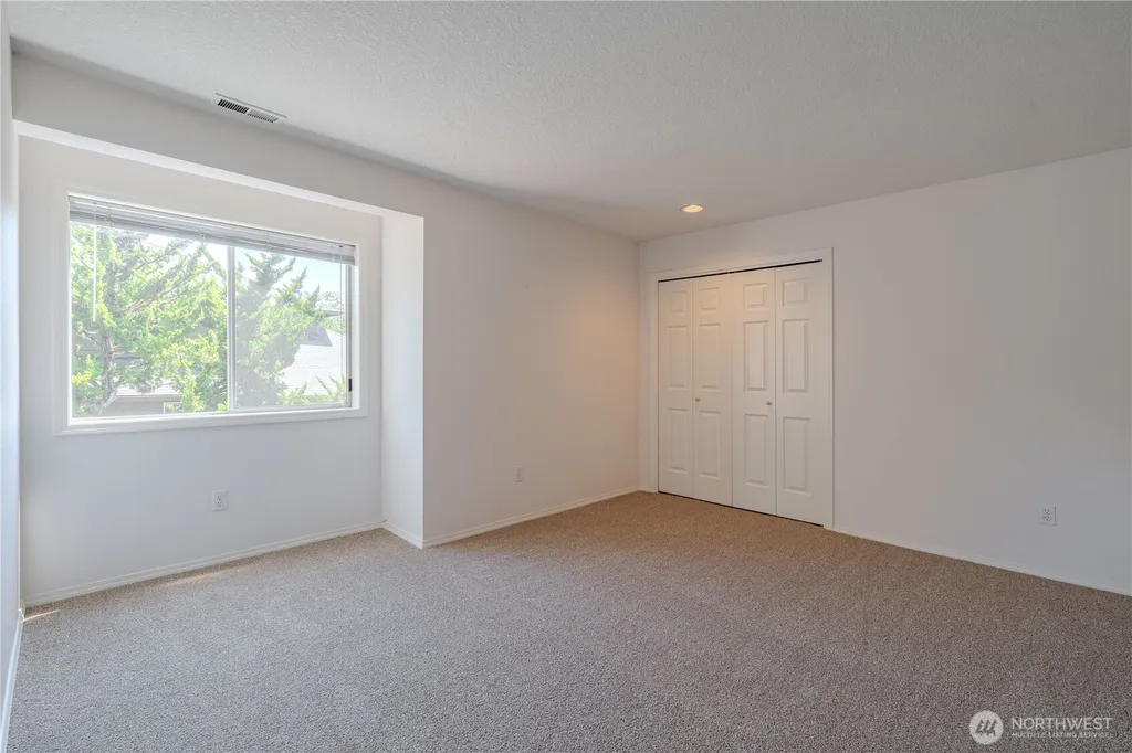 12714 SE Angus Vancouver WA 98683