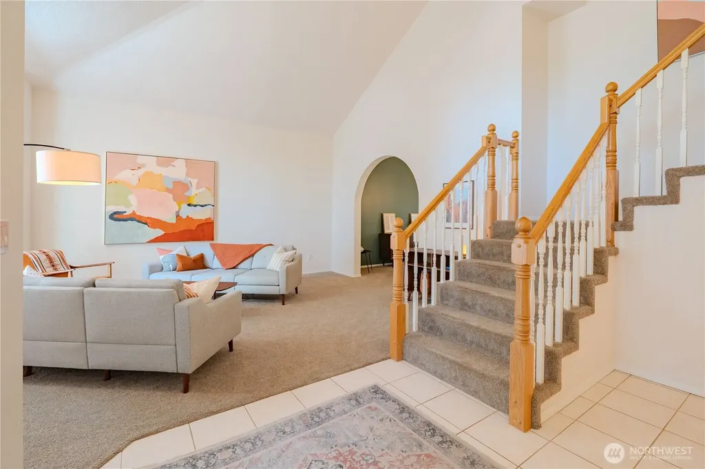 12714 SE Angus Vancouver WA 98683
