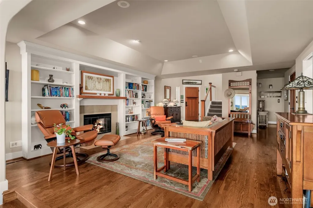 8447 42nd Avenue SW Seattle WA 98136