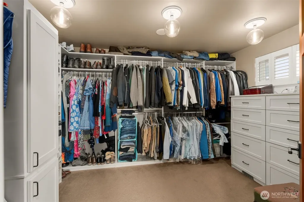 8447 42nd Avenue SW Seattle WA 98136