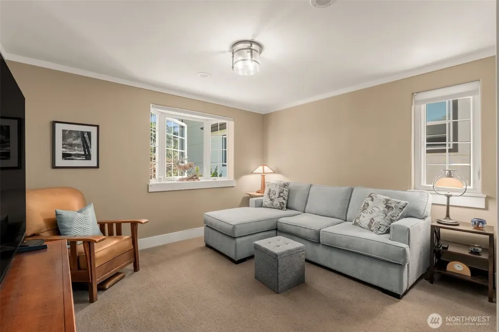 8447 42nd Avenue SW Seattle WA 98136