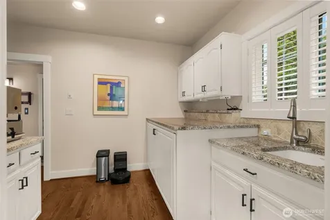 8447 42nd Avenue SW Seattle WA 98136