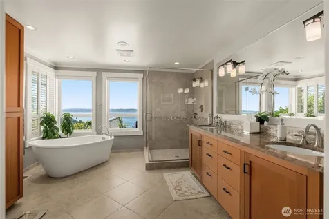 8447 42nd Avenue SW Seattle WA 98136