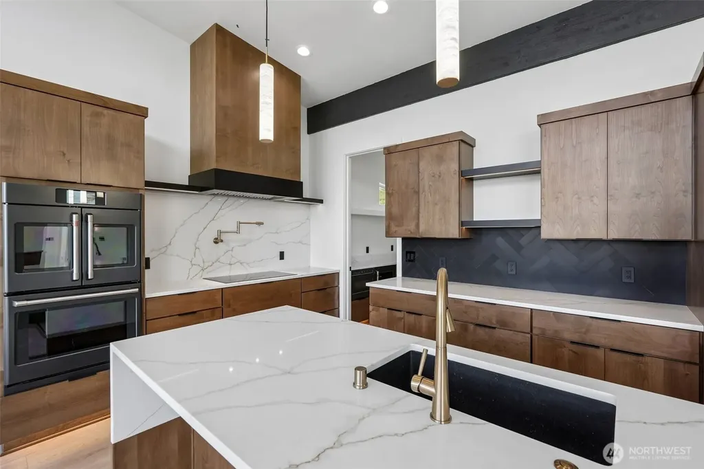 340 Anderson Drive Kalama WA 98625