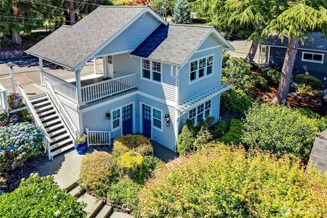 18512 Angeline Avenue NE Suquamish WA 98392