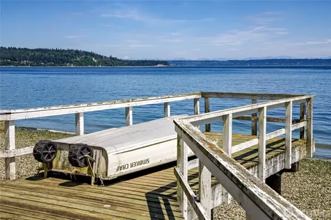 18512 Angeline Avenue NE Suquamish WA 98392