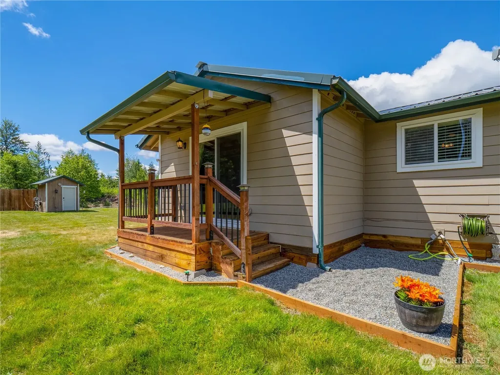 33620 45th Avenue Ct E Eatonville WA 98328