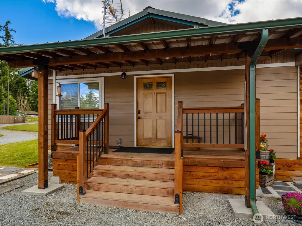 33620 45th Avenue Ct E Eatonville WA 98328