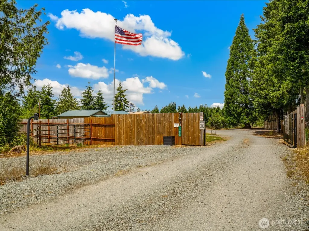 33620 45th Avenue Ct E Eatonville WA 98328