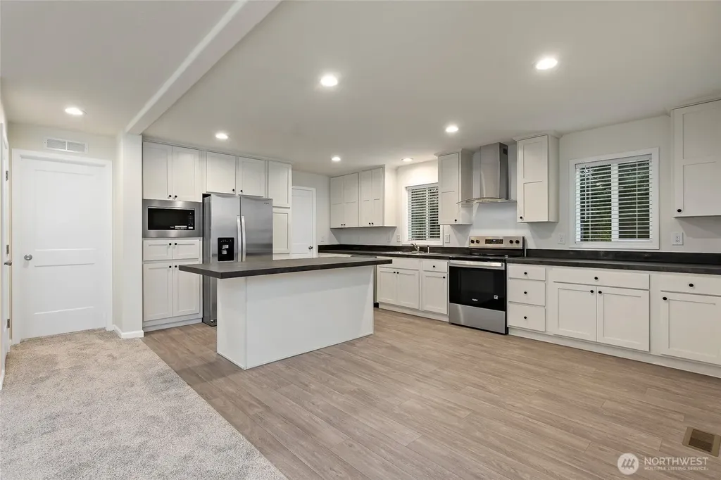 17005 Linden Court SE Yelm WA 98597