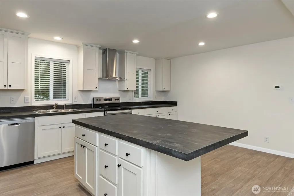 17005 Linden Court SE Yelm WA 98597