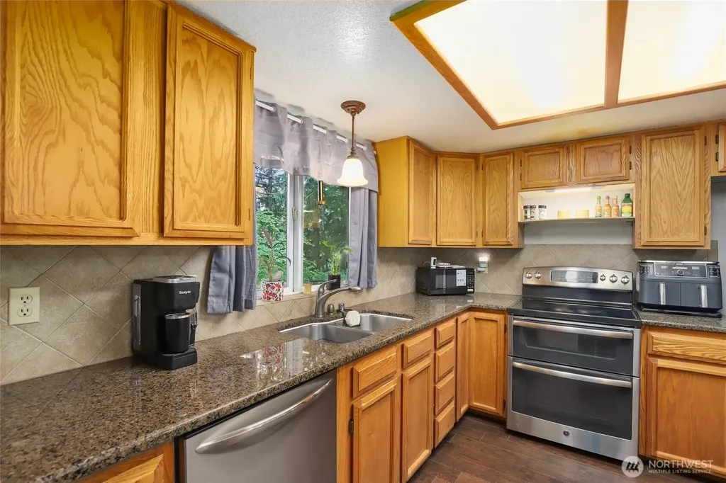 9711 Vantage Terrace Court SE Olympia WA 98513