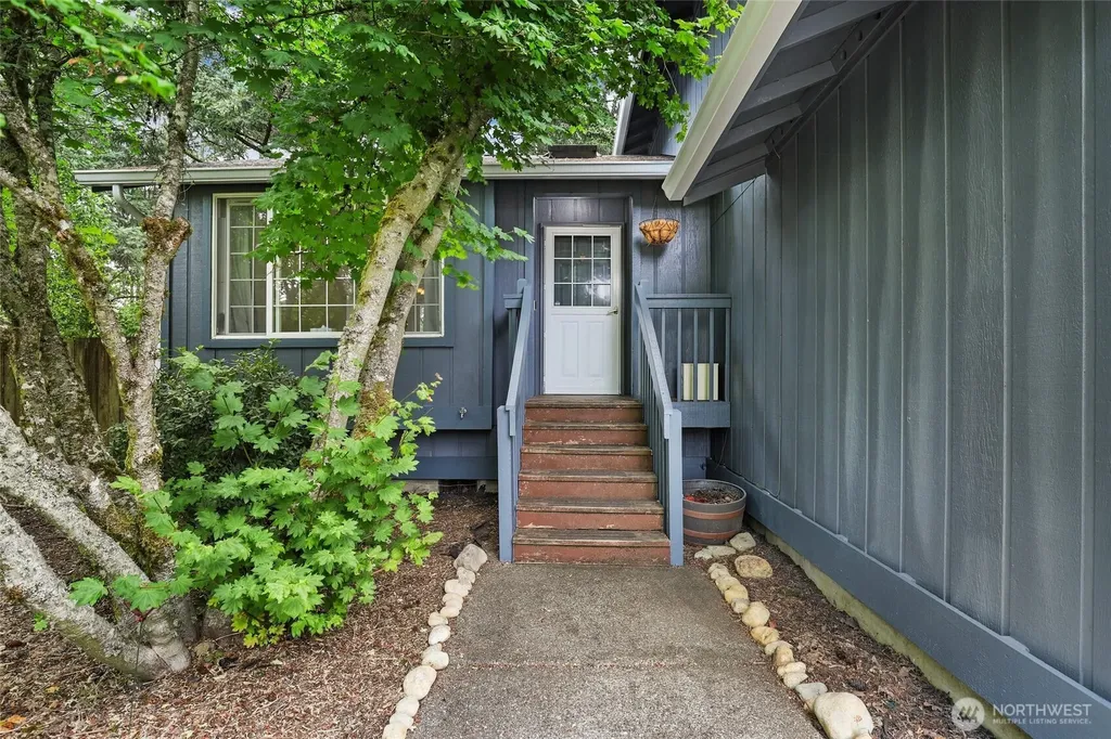9711 Vantage Terrace Court SE Olympia WA 98513