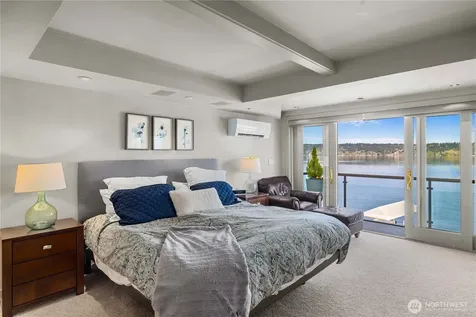 842 W Lake Sammamish Parkway SE Bellevue WA 98008