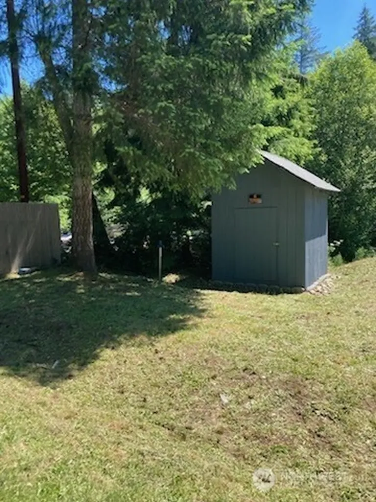 130 E Annas Shelton WA 98584