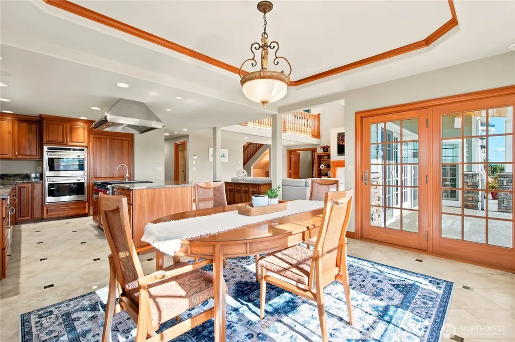 3640 S Shorewood Avenue Greenbank WA 98253