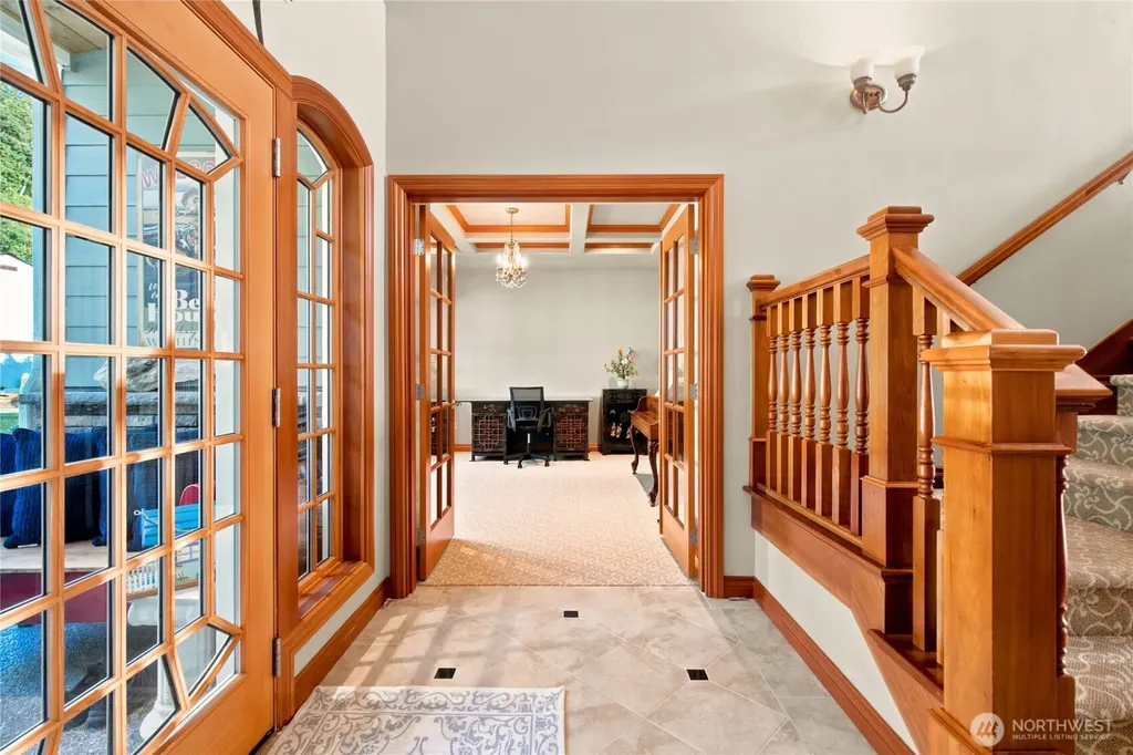 3640 S Shorewood Avenue Greenbank WA 98253