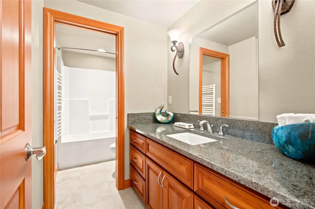 3640 S Shorewood Avenue Greenbank WA 98253