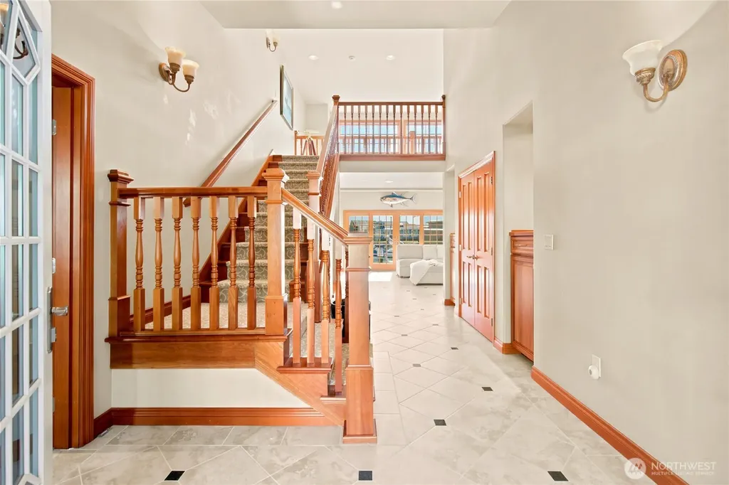 3640 S Shorewood Avenue Greenbank WA 98253