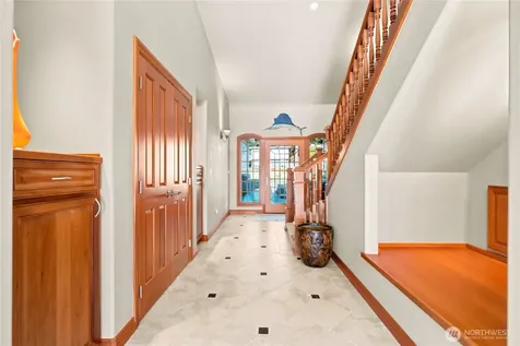 3640 S Shorewood Avenue Greenbank WA 98253
