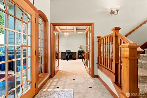 3640 S Shorewood Avenue Greenbank WA 98253