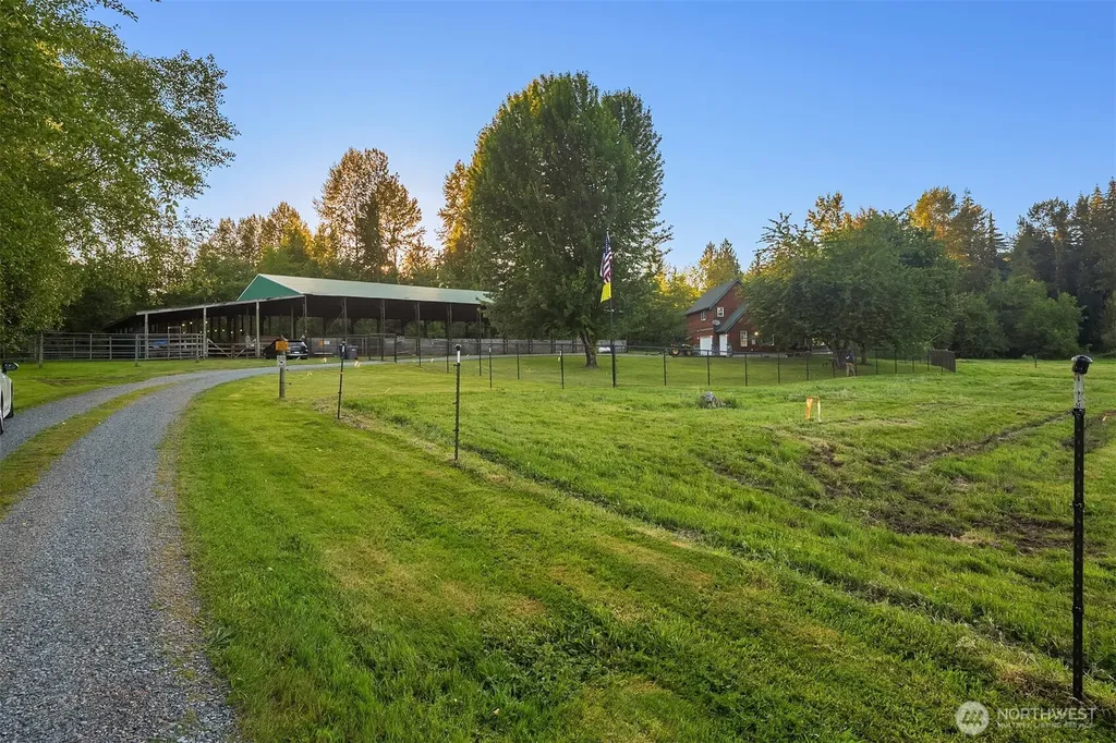 13017 44th Street NE Lake Stevens WA 98258
