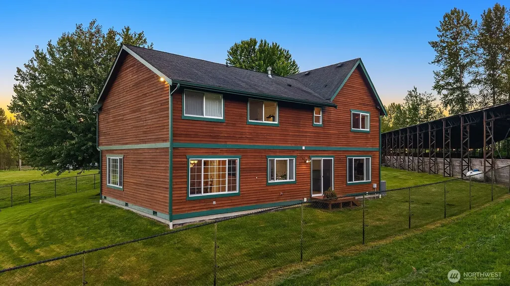 13017 44th Street NE Lake Stevens WA 98258