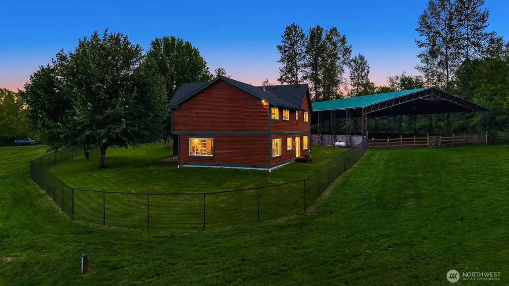 13017 44th Street NE Lake Stevens WA 98258