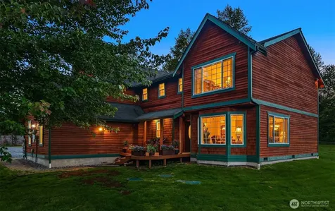 13017 44th Street NE Lake Stevens WA 98258