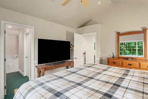13017 44th Street NE Lake Stevens WA 98258