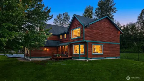 13017 44th Street NE Lake Stevens WA 98258